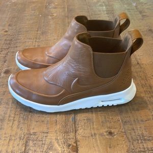 Women’s Nike Air Max Thea angle boots